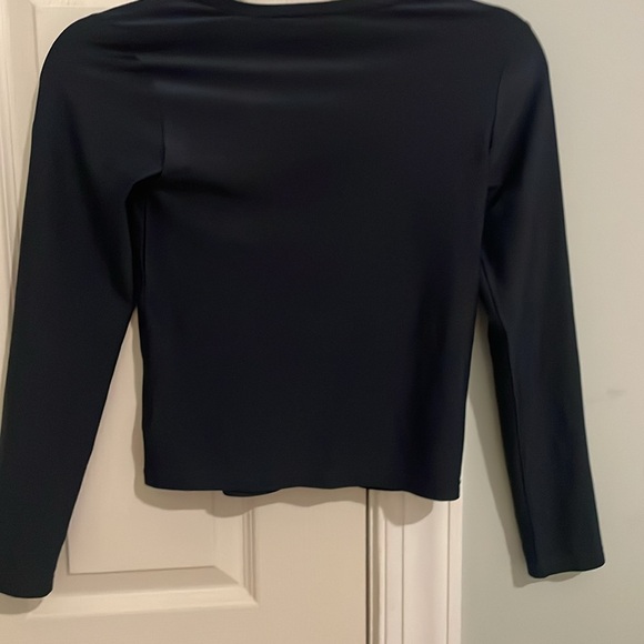 Gap Girls Rash Guard - Picture 2 of 3